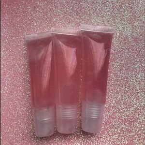 clear pink gloss called - drip